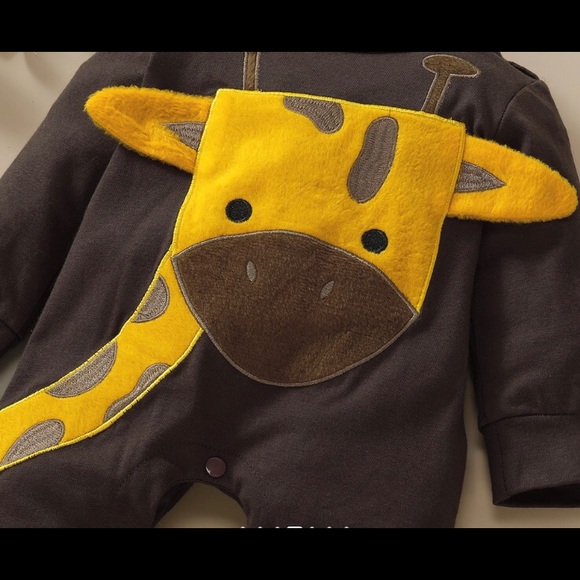 NWT Giraffe One Piece Onesie Unisex multiple sizes available - Picture 4 of 8